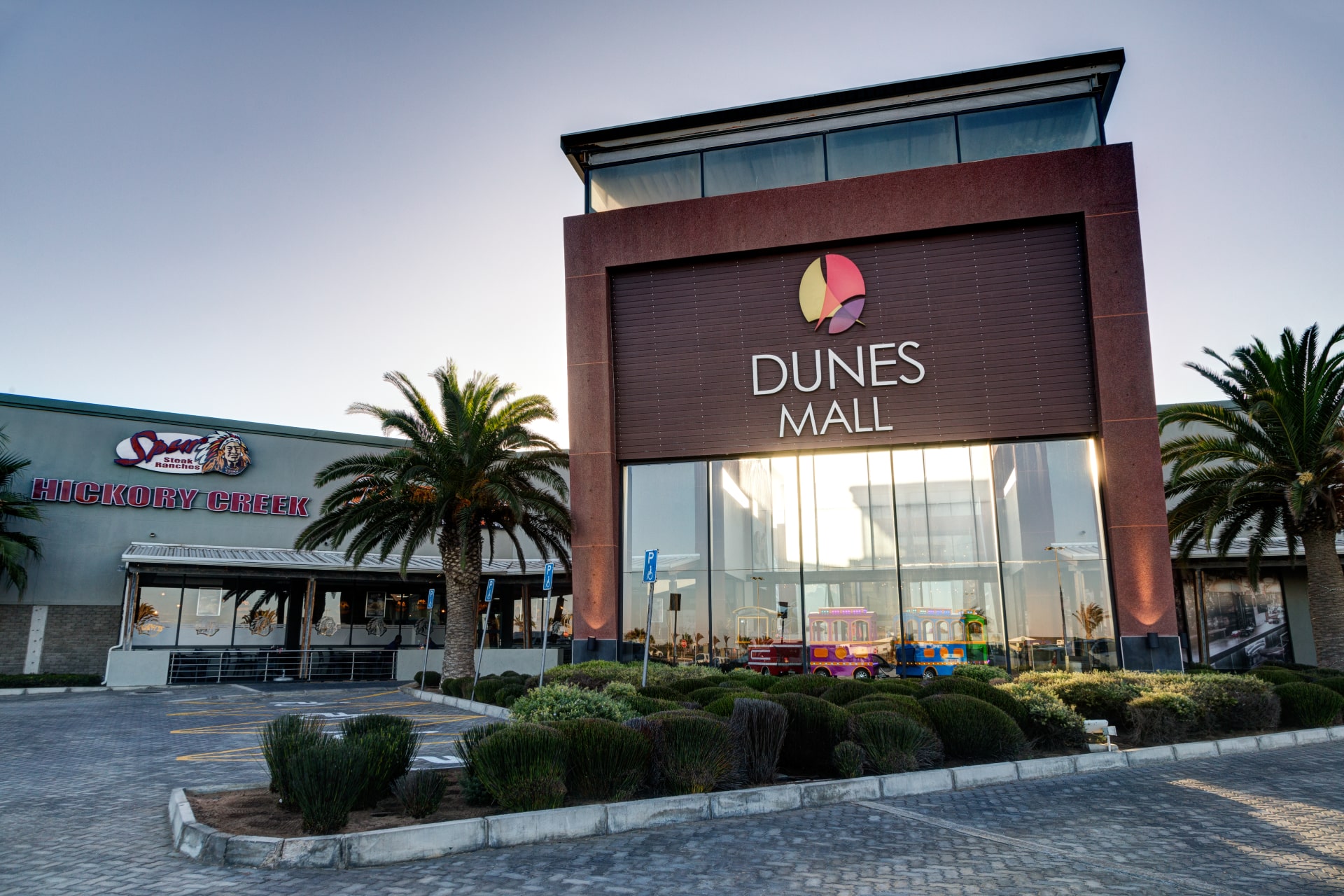 Brand X Dunes Mall_0145-min