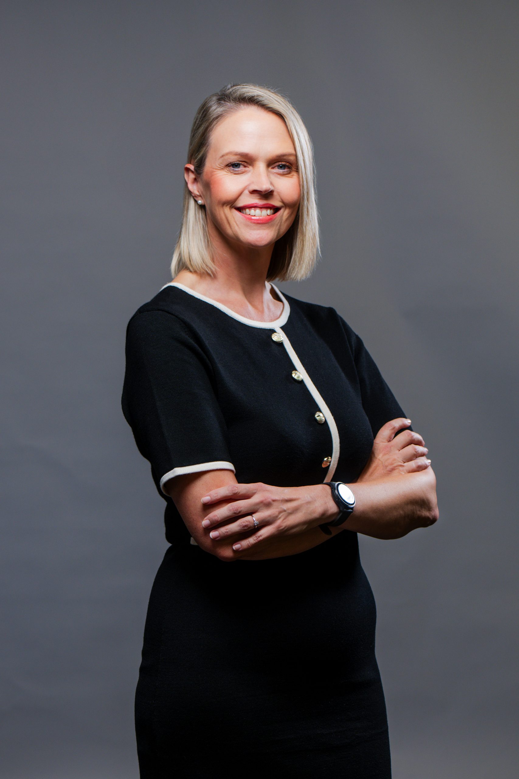 Ms HANNELIE VAN DER MERWE